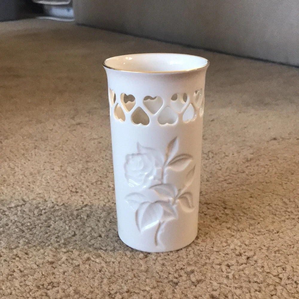 LENOX Pierced Heart China Vase *Embossed Rose*